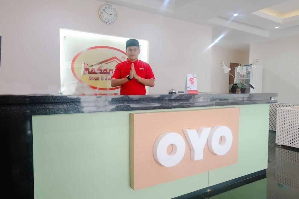 Маланг: Oyo 696 Hasanah Guest House Syariah de Saphire