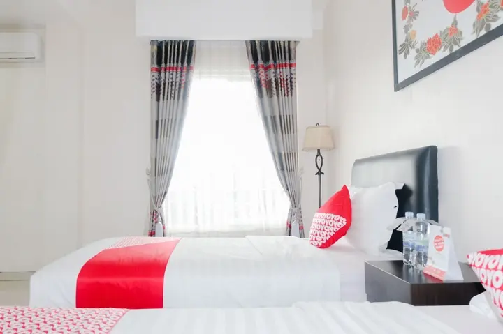 Маланг: Oyo 696 Hasanah Guest House Syariah de Saphire