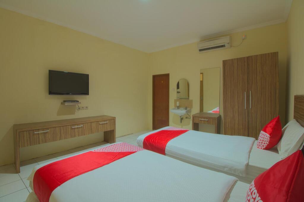 Барос: OYO 688 Grand Pakidulan Hotel
