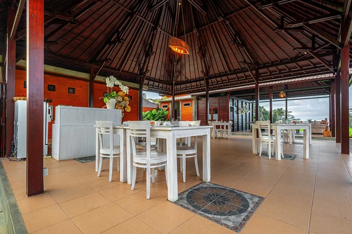 Тегаллаланг: Kayangan Villa Ubud