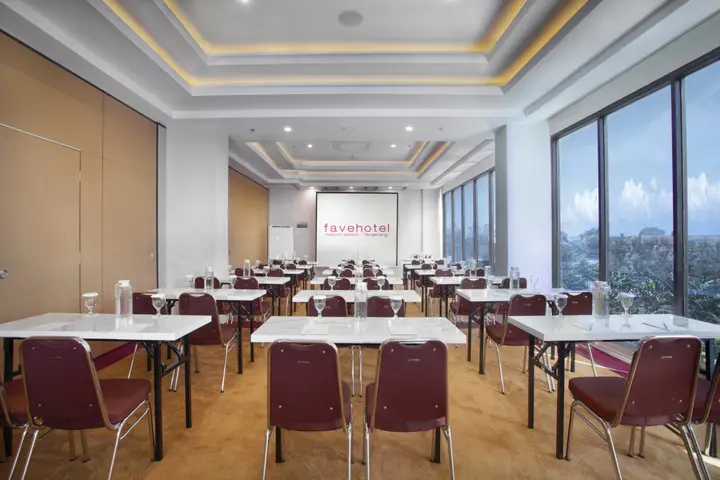 Тангеранг: favehotel Hasyim Ashari Tangerang