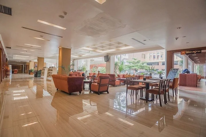 Семаранг: RedDoorz Premium Syariah @ Semarang City Center