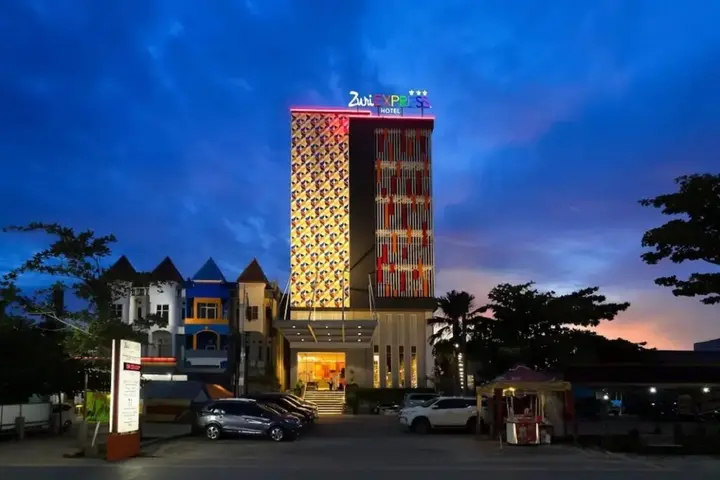 Банджармасин: Zuri Express Banjarmasin