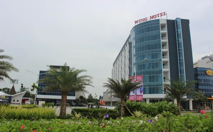Петумбак: Wing Hotel Kualanamu Airport