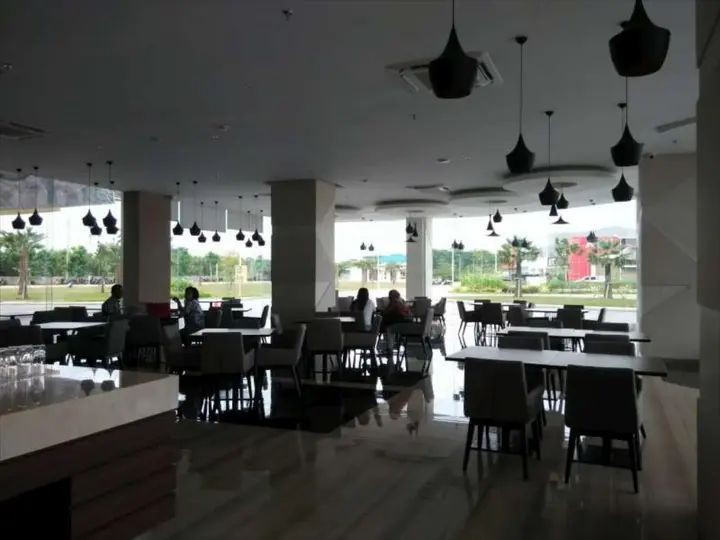 Петумбак: Wing Hotel Kualanamu Airport