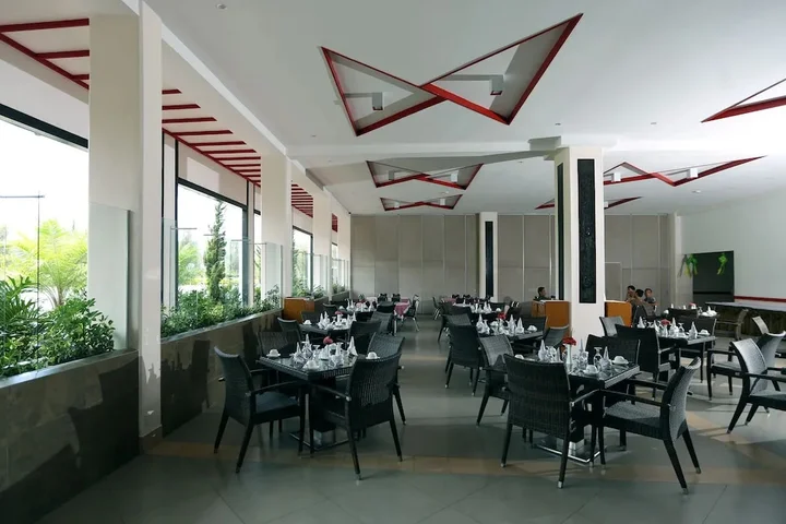 Озеро Тоба: Niagara Hotel Lake Toba & Resorts