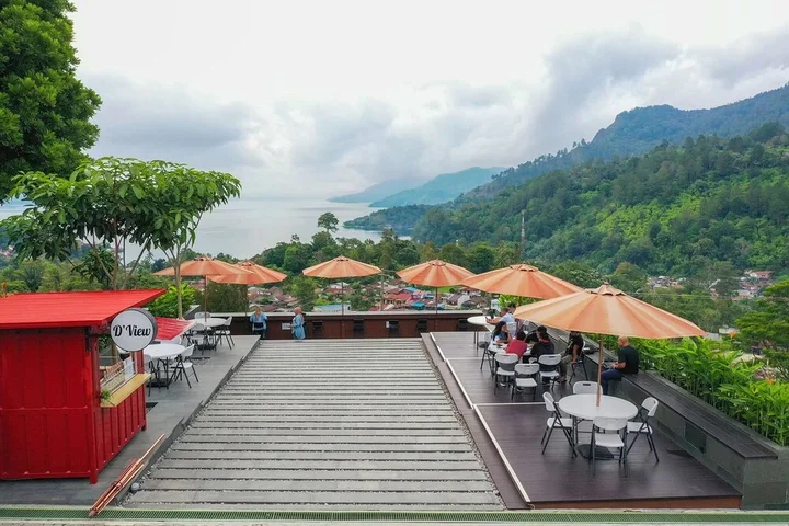 Озеро Тоба: Niagara Hotel Lake Toba & Resorts
