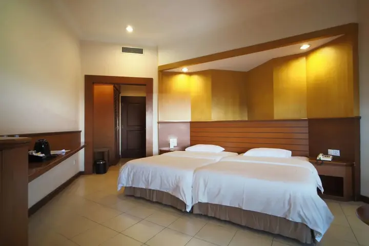 Озеро Тоба: Niagara Hotel Lake Toba & Resorts