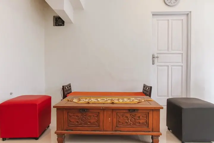 Тангеранг: RedDoorz near Universitas Pelita Harapan Karawaci