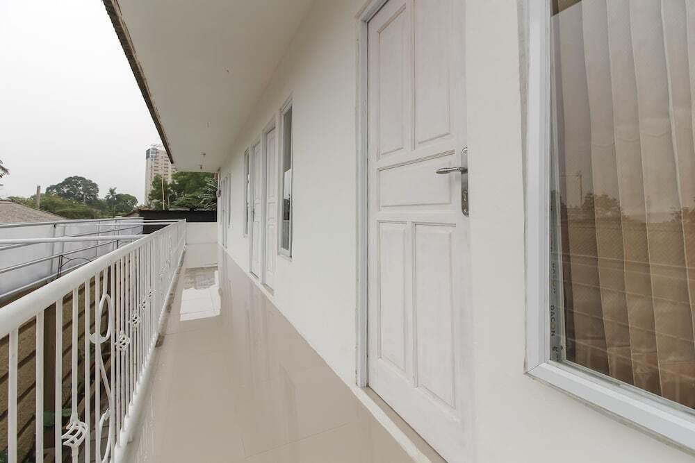 Тангеранг: RedDoorz near Universitas Pelita Harapan Karawaci