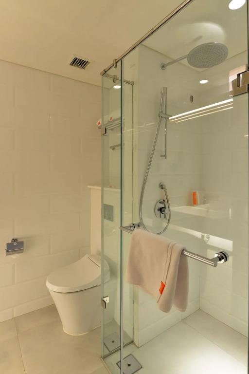 Суракарта: Harris Hotel & Conventions Solo