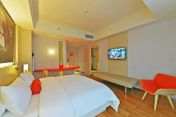 Суракарта: Harris Hotel & Conventions Solo