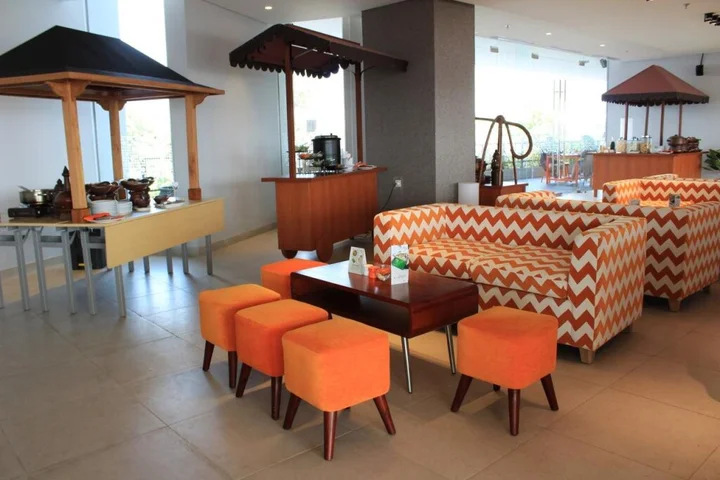 Суракарта: Harris Hotel & Conventions Solo
