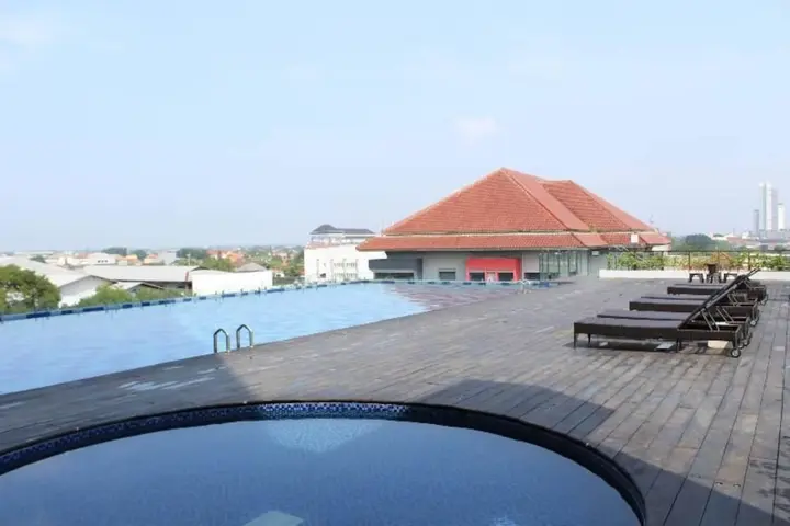 Суракарта: Harris Hotel & Conventions Solo