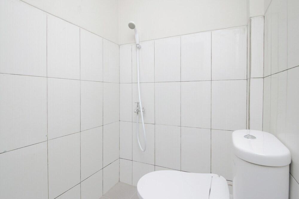Баликпапан: Airy Eco Syariah Damai AMD LIII 3 Balikpapan