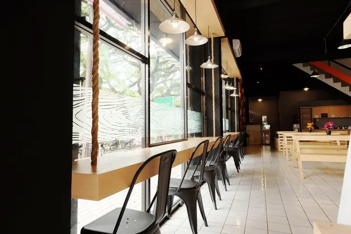 Маланг: ZEN Hostel Alun-Alun Sarinah