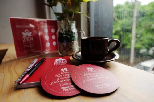 Маланг: ZEN Hostel Alun-Alun Sarinah