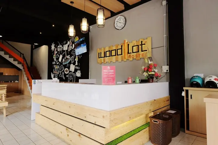 Маланг: ZEN Hostel Alun-Alun Sarinah