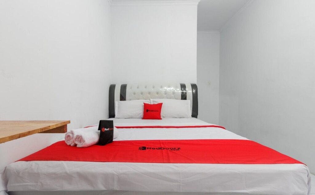 Медан: RedDoorz near Universitas Medan Area