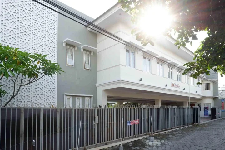 Депок: Urbanview Hotel Syariah Casa Azmya Yogyakarta