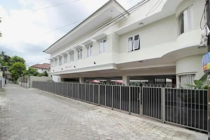 Депок: Urbanview Hotel Syariah Casa Azmya Yogyakarta