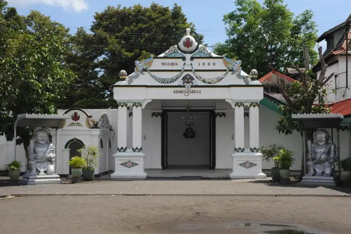 Депок: Urbanview Hotel Syariah Casa Azmya Yogyakarta