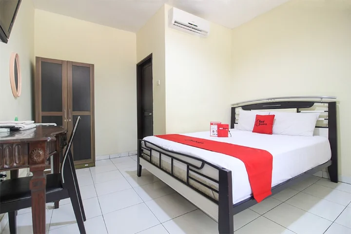 Депок: RedDoorz near RS Sarjito Yogyakarta 2