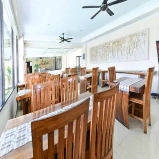 Денпасар: RedDoorz Plus near Mall Bali Galeria 2