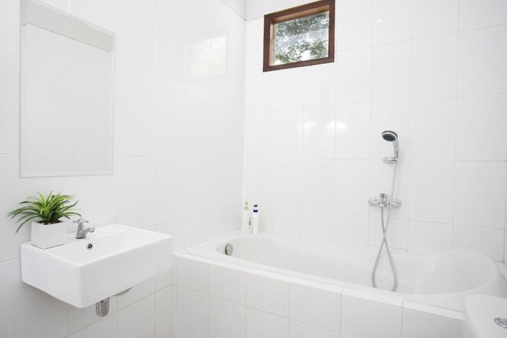Унгасан: Mella House Uluwatu
