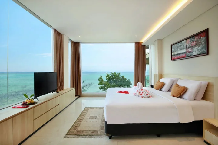 Синак: Royal Ocean View Karimunjawa