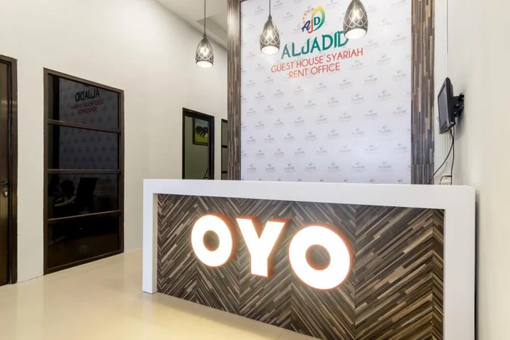 Медан: OYO Aljadid Guest House Syariah