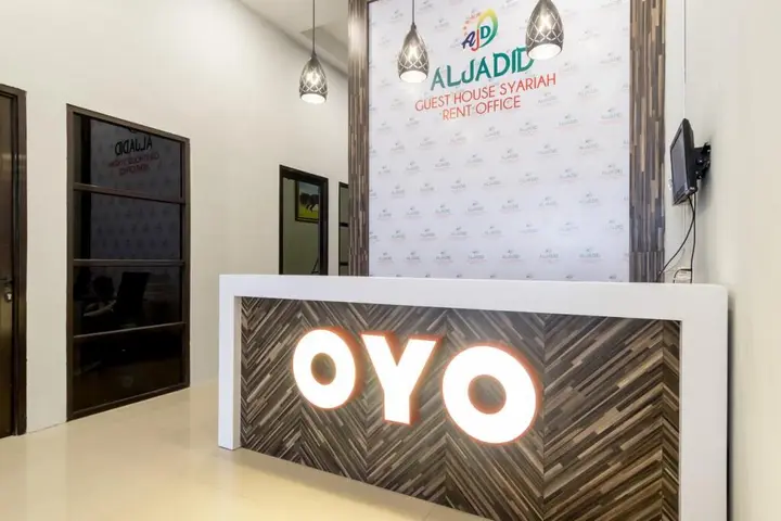 Медан: OYO Aljadid Guest House Syariah