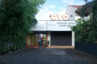 Депок: OYO 577 Ndalem Pundhi Guest House