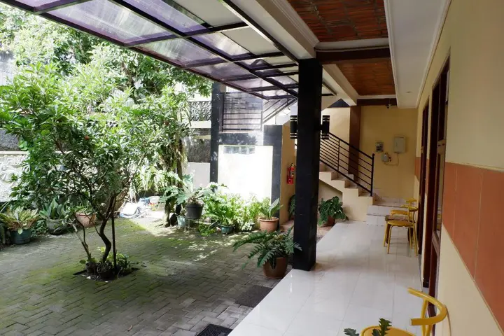 Депок: OYO 577 Ndalem Pundhi Guest House