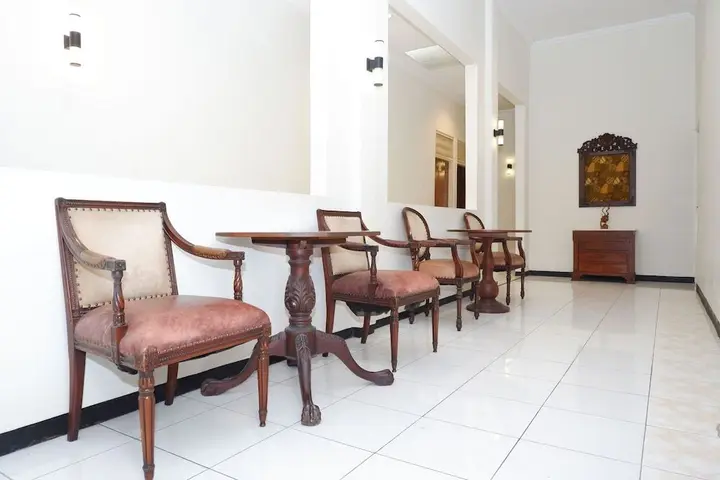 Семаранг: OYO 546 New Mira Hotel