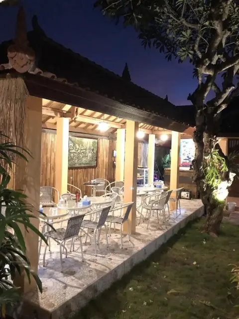 Санур: Mangga Bungalow