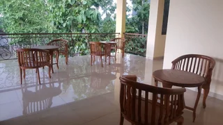 Депок: Family Home Ratmono JIH