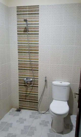 Депок: Family Home Ratmono JIH