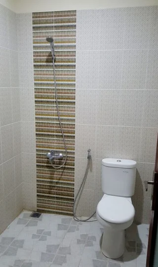 Депок: Family Home Ratmono JIH