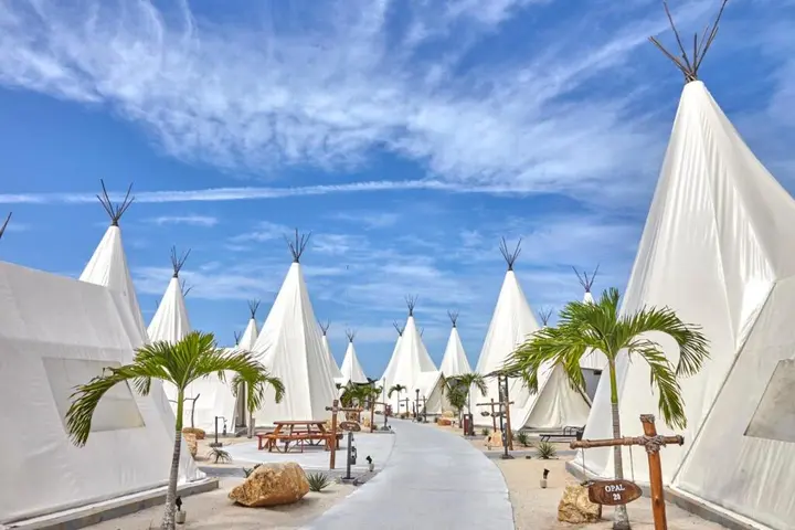 Остров Пеньенгат: The ANMON Resort Bintan- Glamping