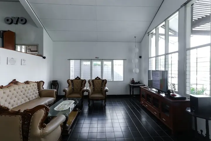 Бандунг: OYO 610 Cisitu Valley Villa Syariah