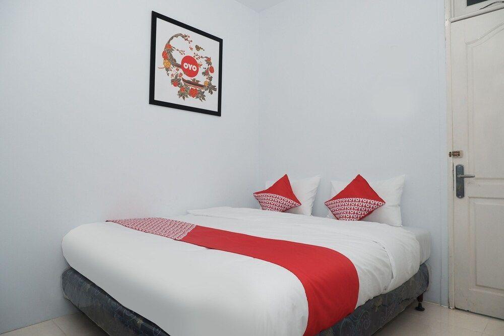 Семаранг: OYO 682 Ceria Homestay Syariah