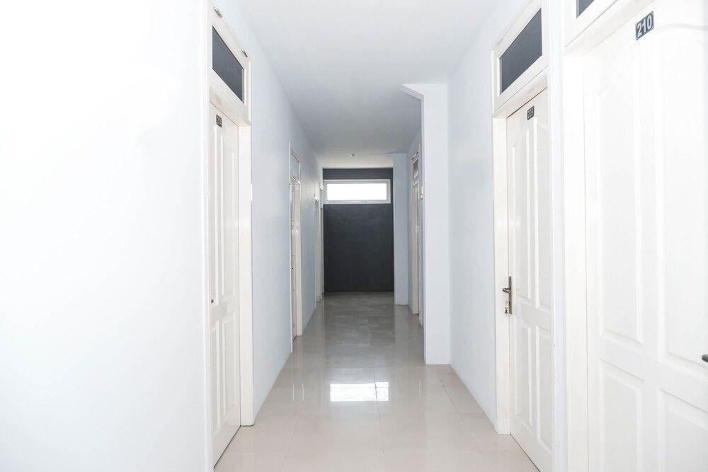 Семаранг: OYO 682 Ceria Homestay Syariah