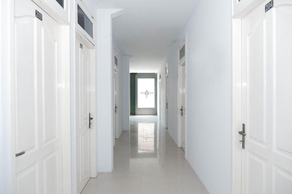 Семаранг: OYO 682 Ceria Homestay Syariah