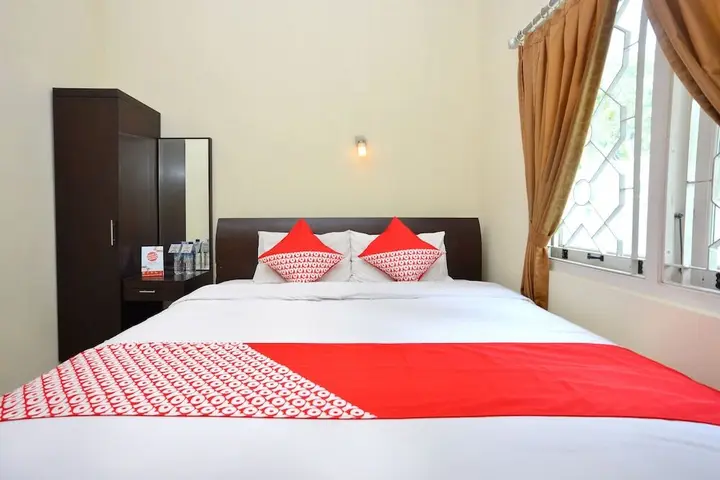 Депок: OYO 722 Uno Guesthouse