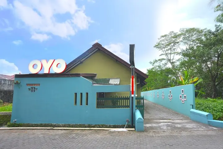 Депок: OYO 722 Uno Guesthouse