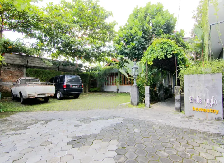 Депок: Embe Joglo Homestay