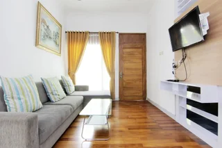 Депок: Embe Joglo Homestay