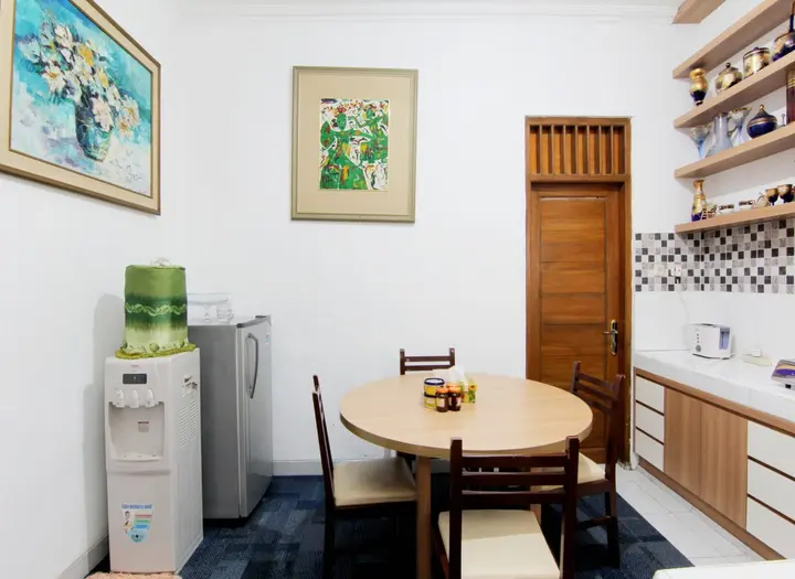 Депок: Embe Joglo Homestay