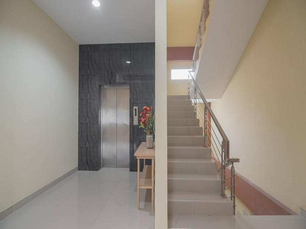 Самаринда: RedDoorz near Islamic Center Samarinda